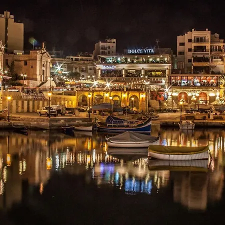 Luxury Apartment, Prime Location In St Julians