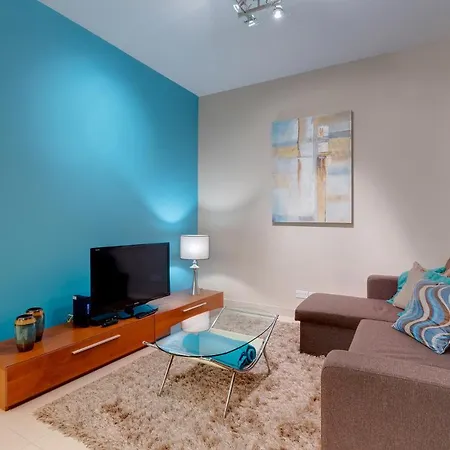 Luxury Apartment, Prime Location In St Julians 아파트